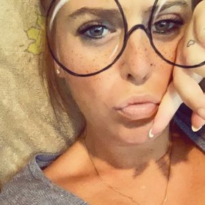 Meet your Posher, Desiree